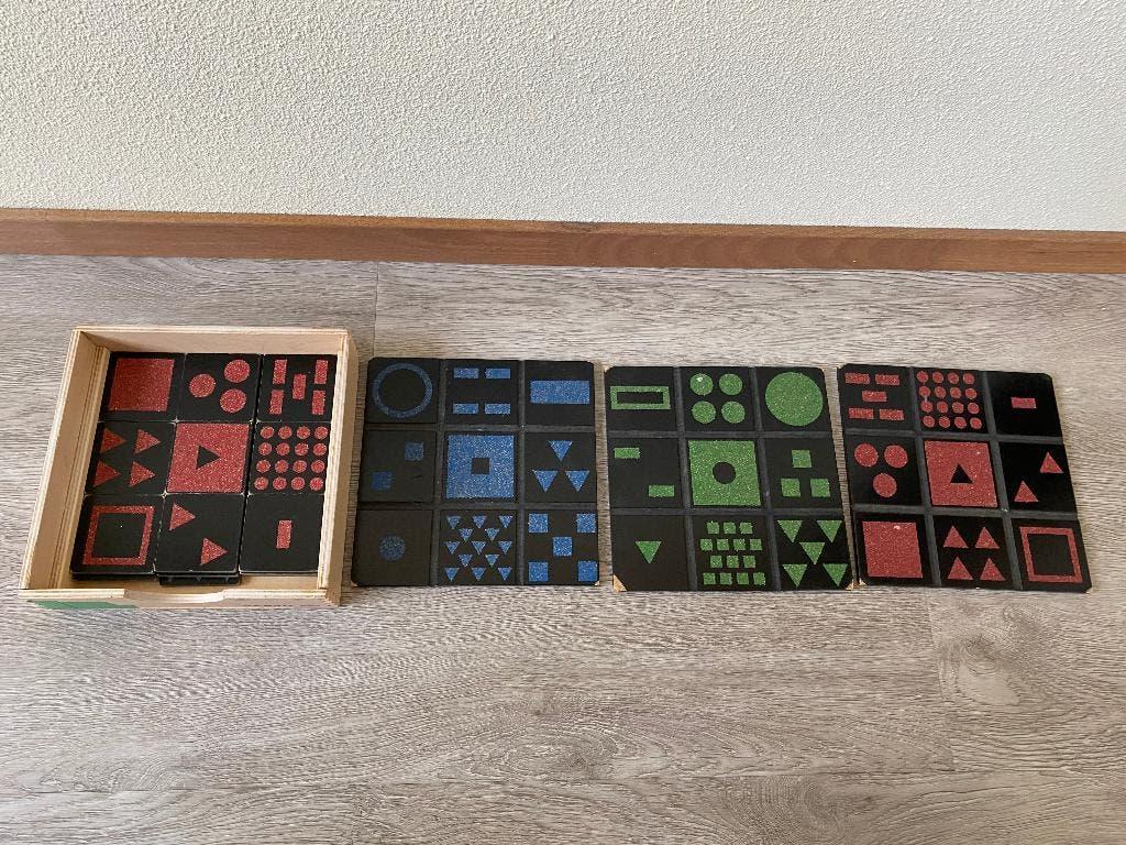 Nienhuis Montessori Senso, Kinderen en Baby's, Speelgoed | Houten speelgoed, Ophalen of Verzenden, Gebruikt