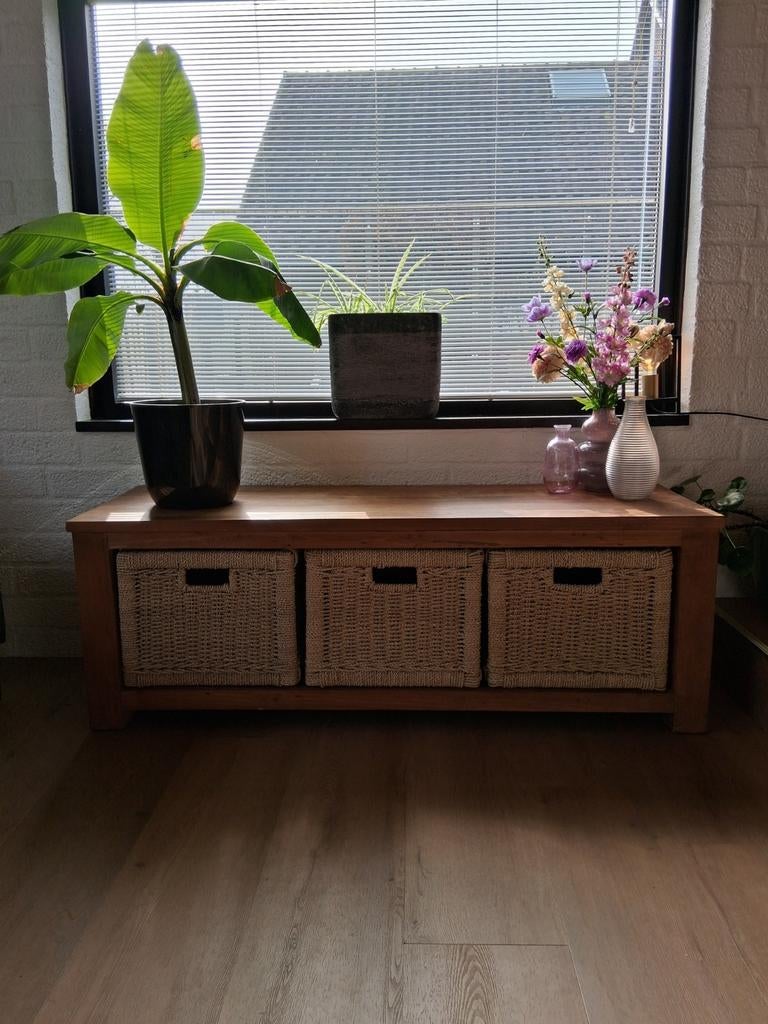 Super leuke degelijke kast/dressoir met mandjes, Huis en Inrichting, Kasten | Dressoirs, Ophalen, Met plank(en), Gebruikt, 100 tot 150 cm