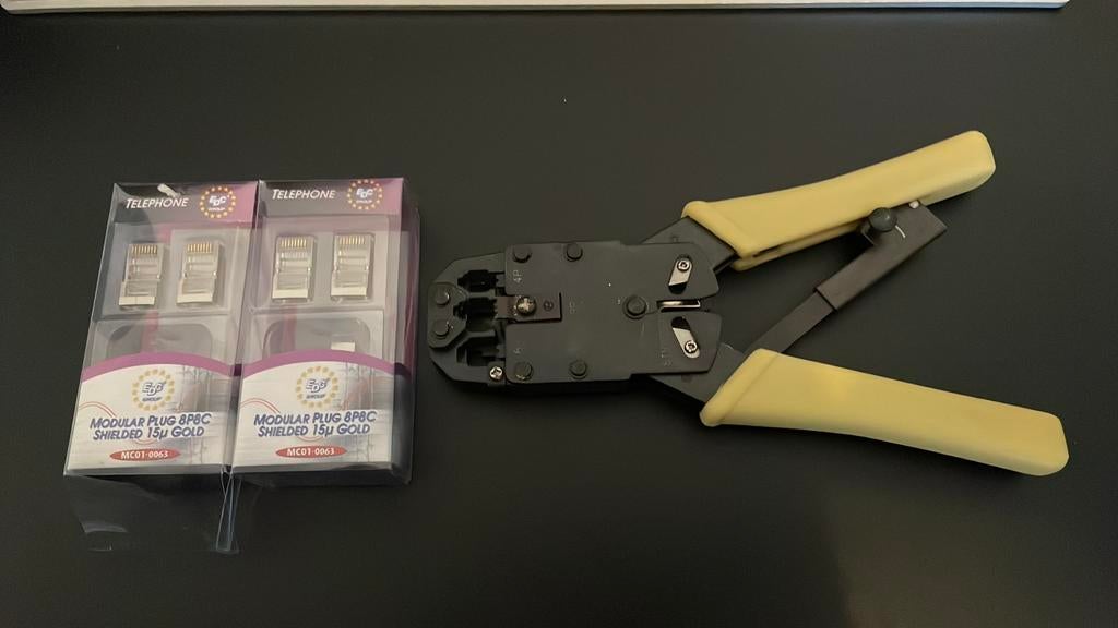 tang voor ethernet aansluiting + 6 TCP/IP steckers, Ophalen of Verzenden, Zo goed als nieuw