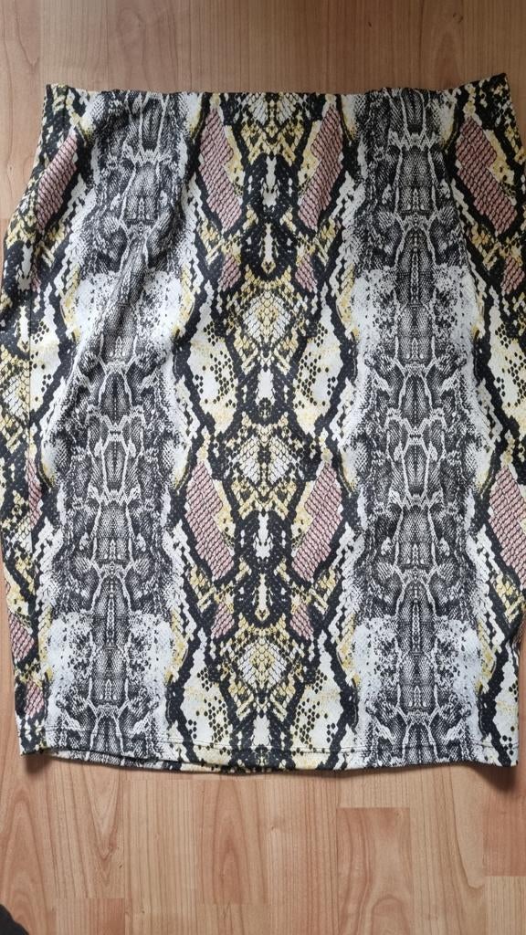 Moderne rok in slangenprint - Maat 44, Overige kleuren, Maat 42/44 (L), Ophalen of Verzenden, MSmode