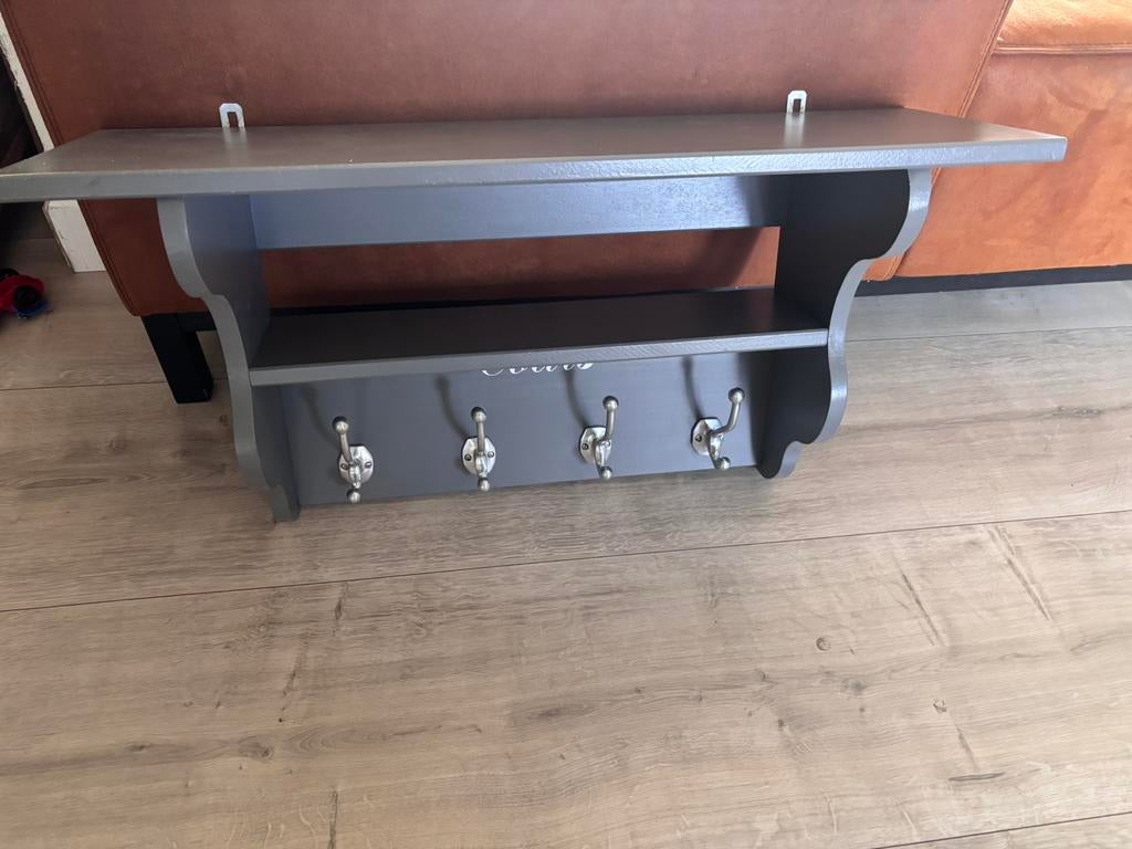 Grijze landelijke wandkapstok, Wandkapstok, Ophalen of Verzenden, Zo goed als nieuw, Minder dan 100 cm