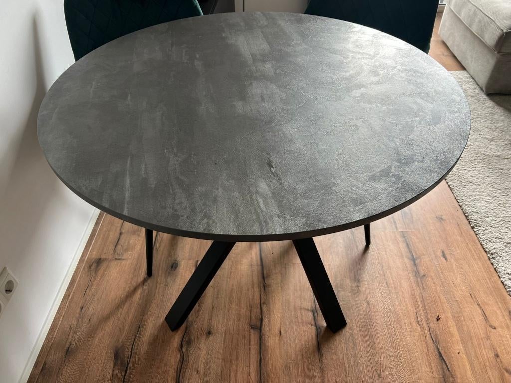 Tafel, Huis en Inrichting, Tafels | Eettafels, Ophalen, Rond, Zo goed als nieuw, Vier personen