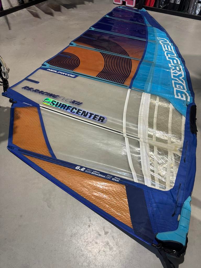 Neilpryde RS Racing EVO XII 8.2, Ophalen, 7 m² of meer, Zeil, Gebruikt