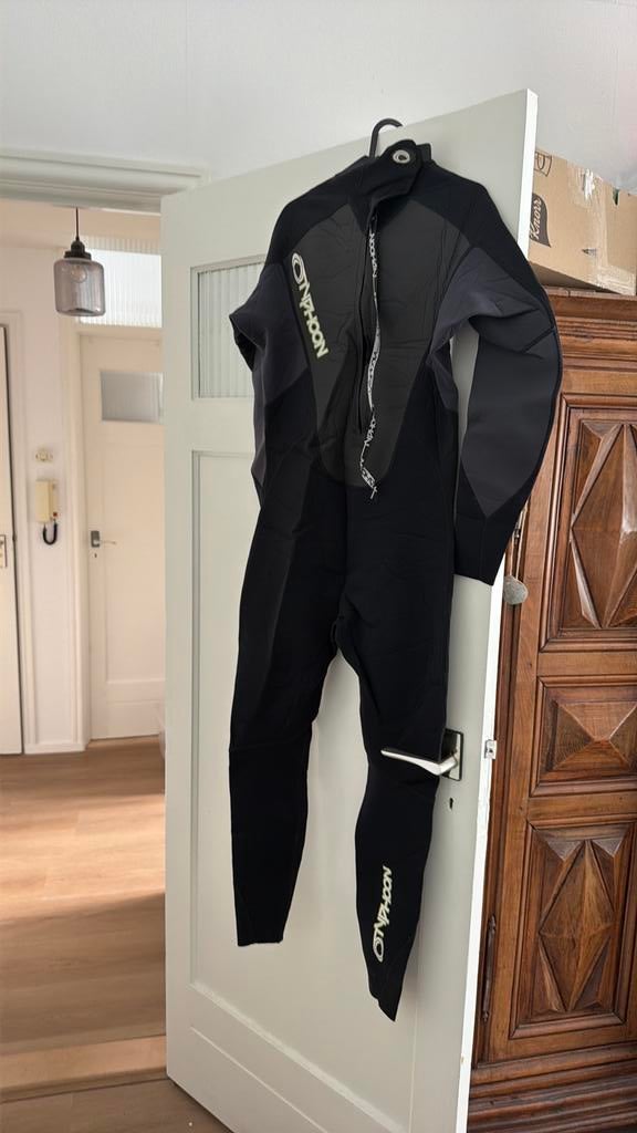 2 keer wetsuit te koop., Ophalen of Verzenden, Zo goed als nieuw, Heer, Wetsuit