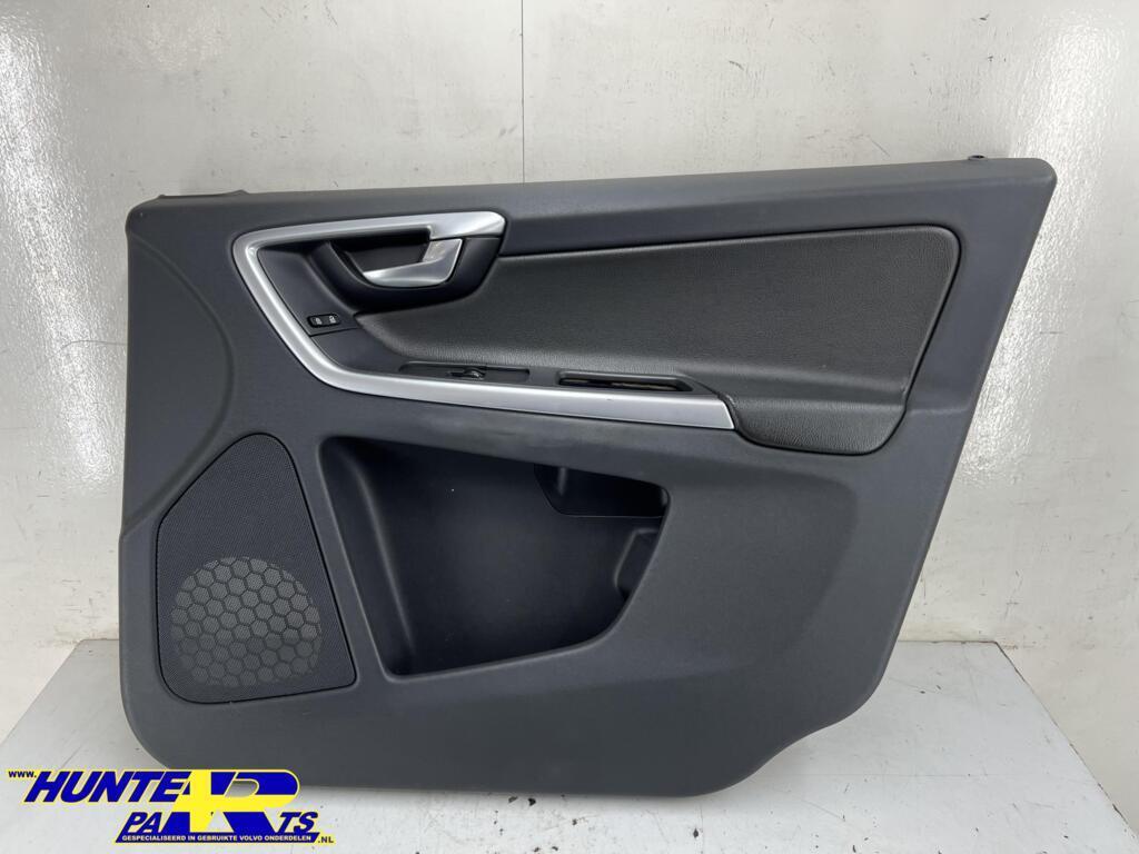 Portierbekleding RV zwart Volvo XC60 I ('08->), Gebruikt, Ophalen of Verzenden, Volvo, Volvo