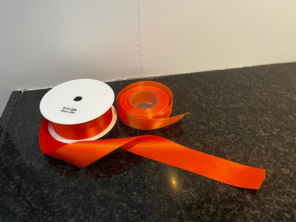 Oranje satijn lint - 40mm en 2,5 cm., Ophalen of Verzenden, Nieuw
