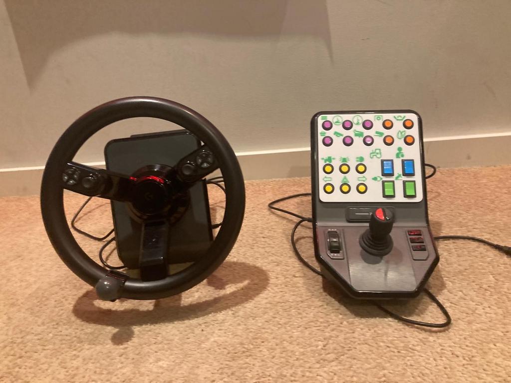 Logitech G Saitek Farming Simulator Stuur & Bedieningspaneel, Ophalen, Zo goed als nieuw