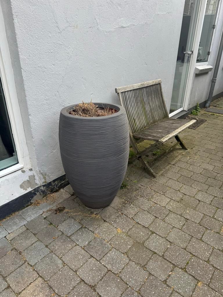 Capi plantenbakken 2 stuks - Grijs, hoog model, Tuin en Terras, Bloembakken en Plantenbakken, Ophalen, Kunststof, Gebruikt, Minder dan 60 cm