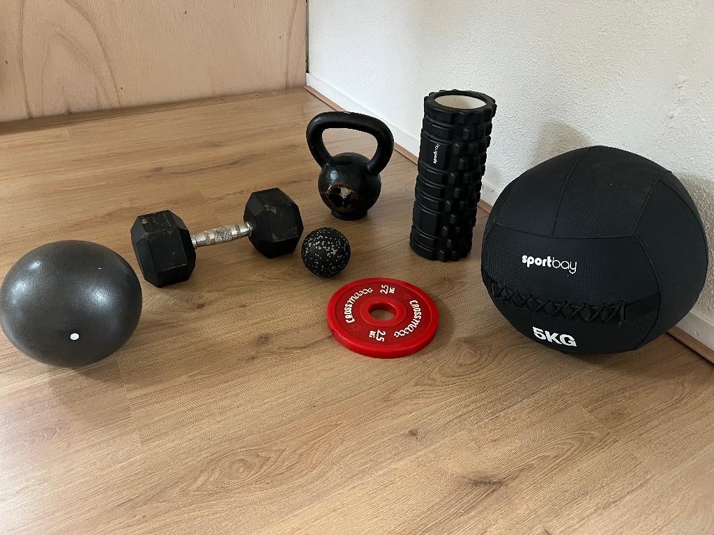 Gewichten sportmateriaal o.a. dumbell ketlebell medicijnbal, Ophalen, Gebruikt, Benen, Dumbbell