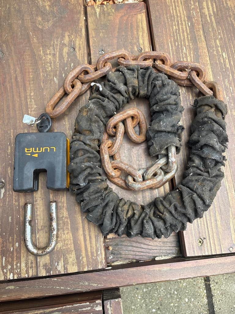 Zwaar kettingslot met Luma Escudo 38 hangslot, Ophalen of Verzenden, Gebruikt, Kettingslot