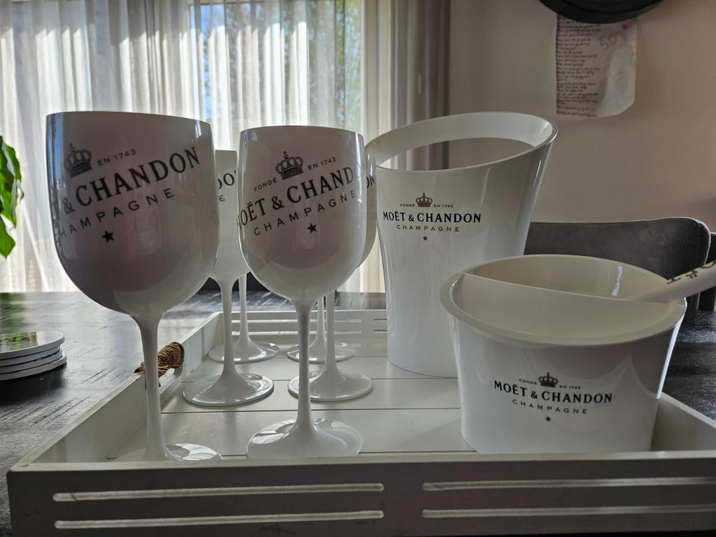 Moët & Chandon Champagne Set - Nieuw, Flessenkoeler, Kunststof, Nieuw, Ophalen of Verzenden