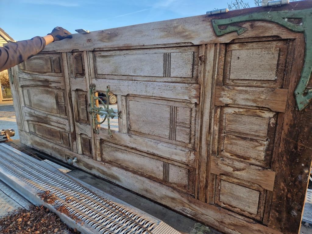 Oude klooster deur 131x278, Ophalen