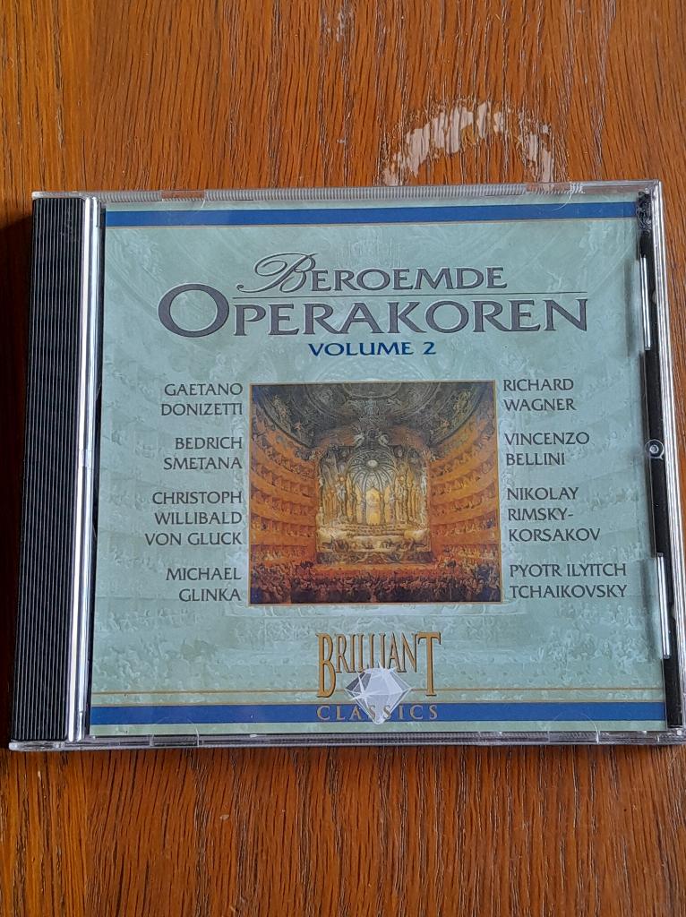 Beroemde operakoren vol. 2 cd zgan, Ophalen of Verzenden, Romantiek, Zo goed als nieuw, Opera of Operette
