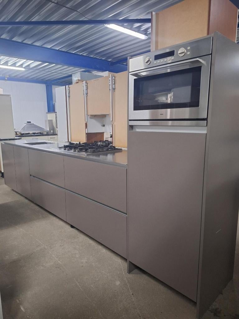 Keuken Compleet met APP 120Keukens op voorraad Nr 2909, Ophalen of Verzenden