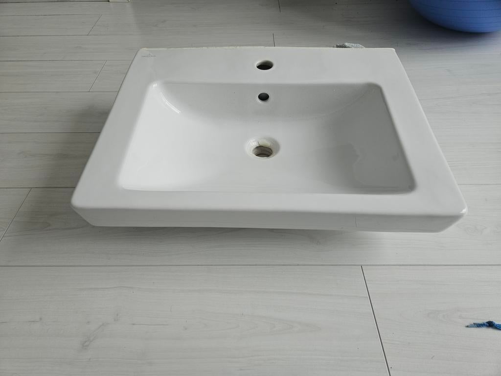 Witte design wastafel Villeroy & Boch, Doe-het-zelf en Verbouw, Sanitair, Ophalen of Verzenden, Zo goed als nieuw, Wastafel
