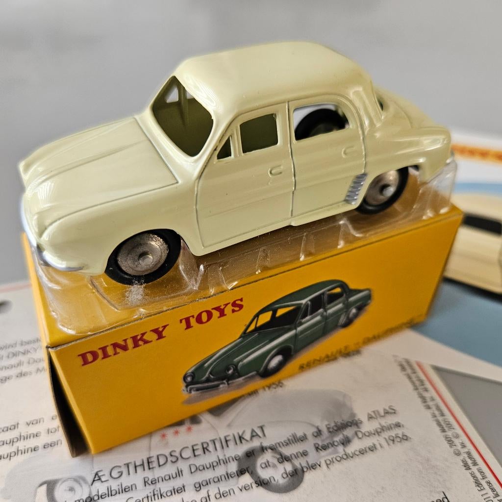 DINKY TOYS/ATLAS: RENAULT DAUPHINE , nr. 24E, Ophalen of Verzenden, Zo goed als nieuw, Auto, Dinky Toys