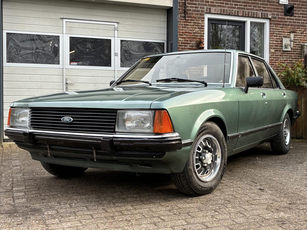 Ford Granada 2300 GL '81 Airco Harde Auto! (bj 1981), Auto's, Oldtimers, 116 pk, Metallic lak, Origineel Nederlands, Handgeschakeld
