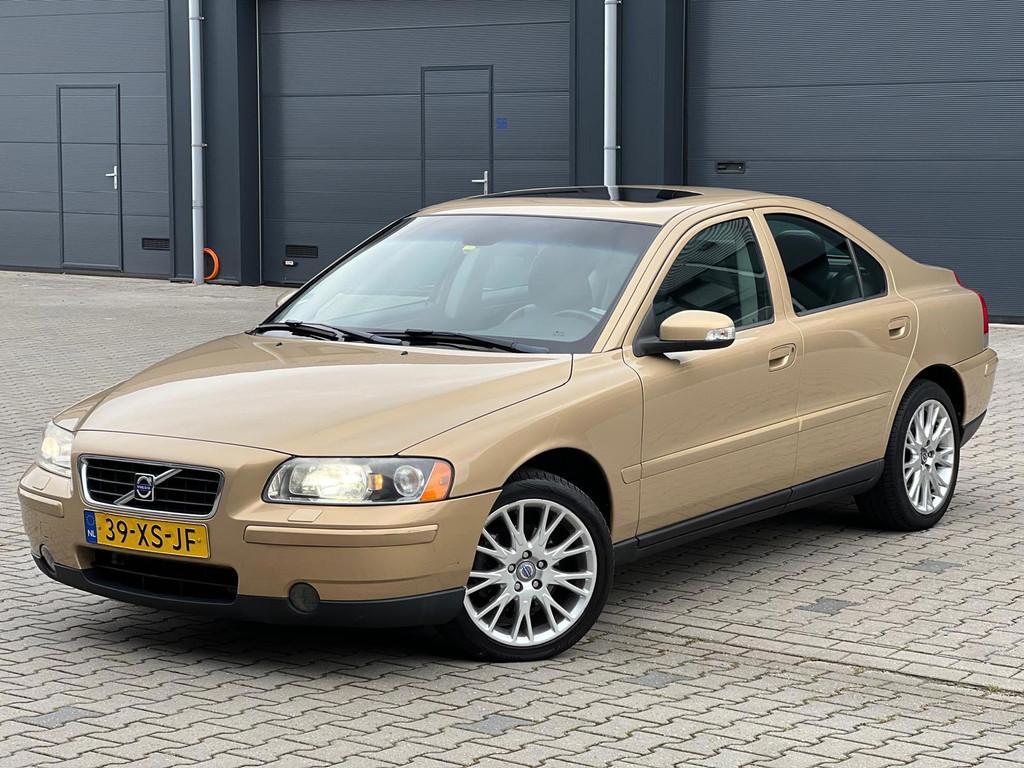 Volvo S60 2.4 DRIVERS EDITION + SCHUIFDAK + LEDER + LMV, Auto's, Volvo, Gebruikt, Zwart, Overige kleuren, S60