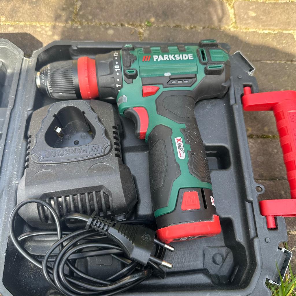 Schroefboormachine, Doe-het-zelf en Verbouw, Ophalen, Gebruikt, Minder dan 400 watt, Boor- en Schroefmachine