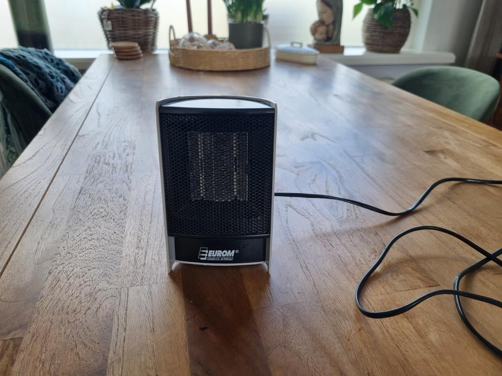 Gratis mini elektrisch kacheltje, Ophalen of Verzenden, Minder dan 60 m³, 1 snelheid