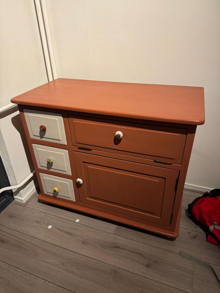 Oranje dressoir met lades en deuren, Gebruikt, Met lade(s), 25 tot 50 cm, Overige houtsoorten