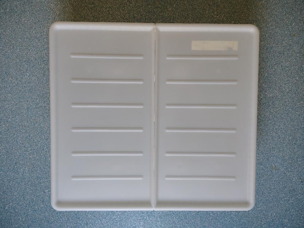 Ikea Dilling 77x70. Inclusief deksel.  , Ophalen, 60 cm of meer, 75 tot 100 cm, Zo goed als nieuw