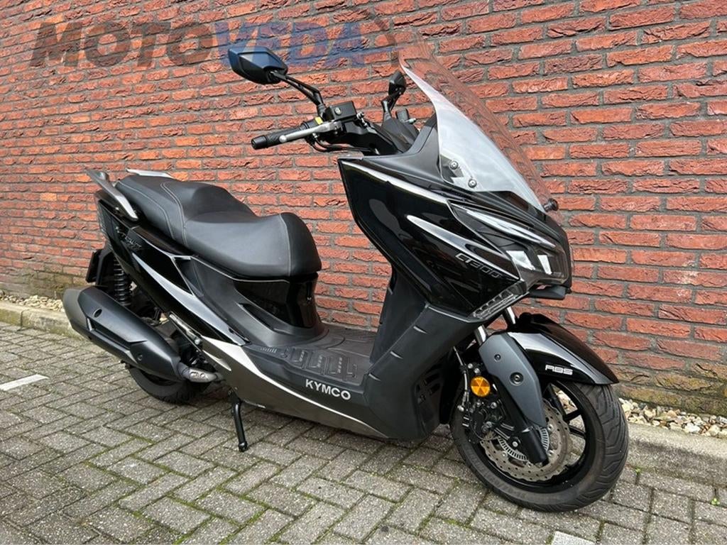 KYMCO X-TOWN 300I (bj 2023) - foto 3