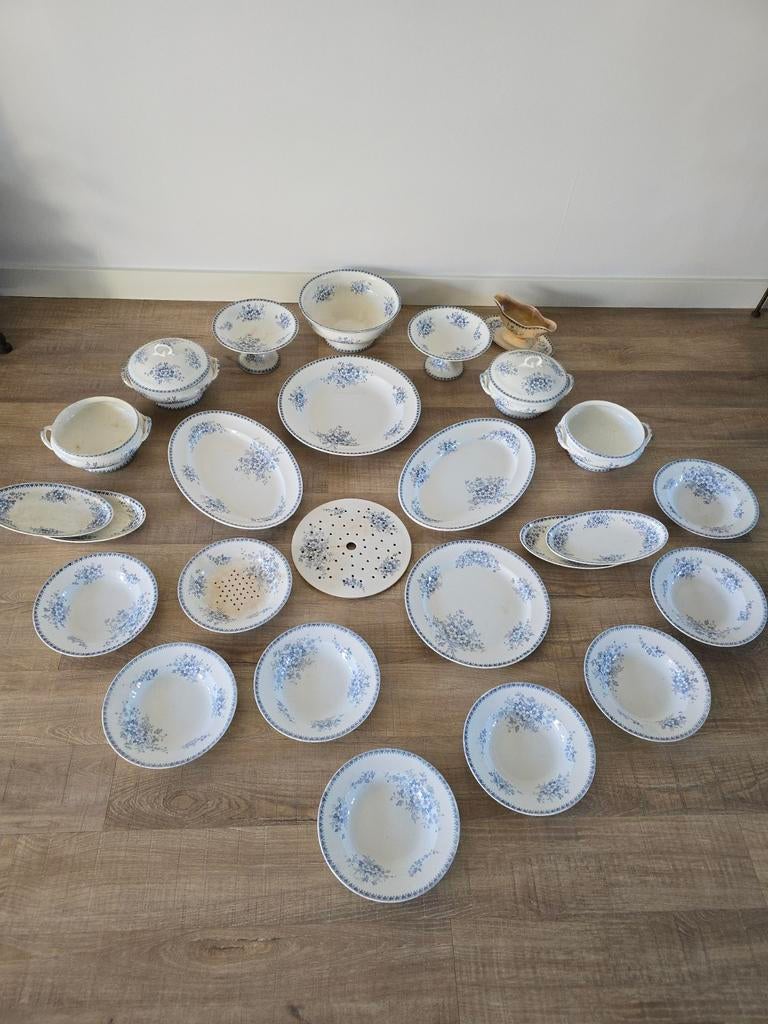 Compleet servies SOCIETE CERAMIQUE MAESTRICHT. ANNA DÉPOSE, Ophalen of Verzenden