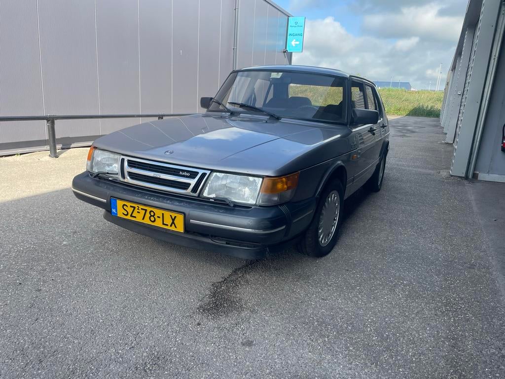 Saab 900 2.0 T8 1988 Grijs nieuwe APK, Voorwielaandrijving, 4 cilinders, Particulier, Sedan