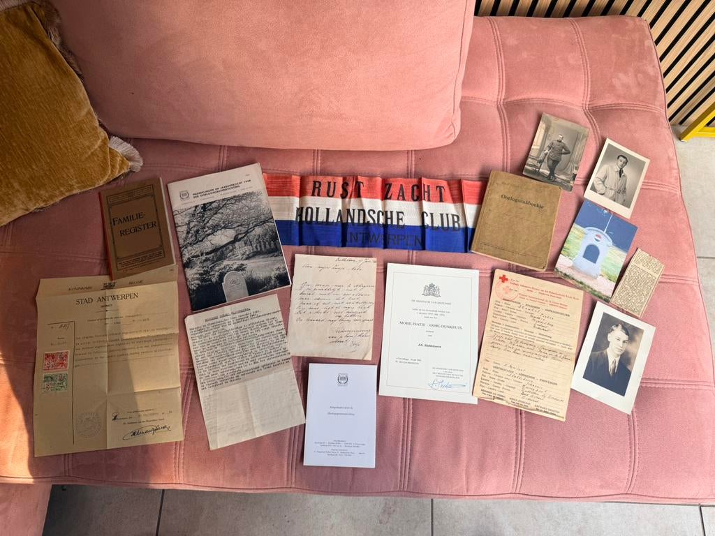 Oorlogszakboekje 6 RI gesneuveld eind oorlog omgekomen, Ophalen of Verzenden, Nederland