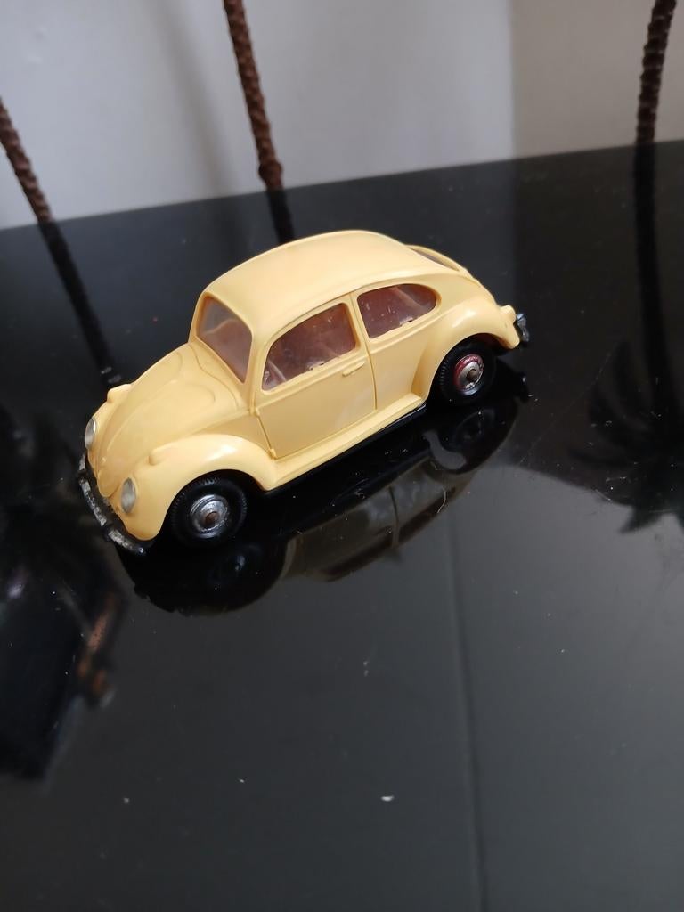 VW kever. Oude plastic Norev 63, Ophalen of Verzenden, Gebruikt, Auto, Norev