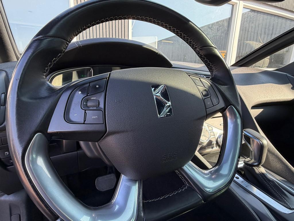 Citroen DS5 1.6 THP Chic UNIEK VOL OPTIES!, Auto's, Gebruikt, 1500 kg, Hatchback, 5 stoelen