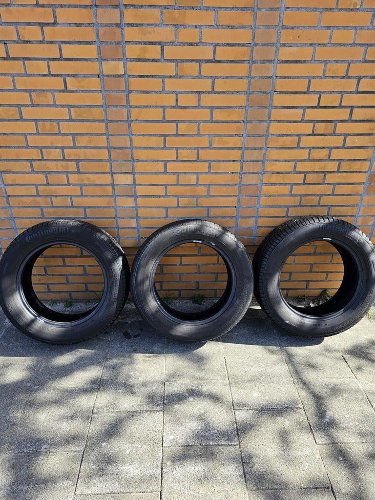 Continental winter banden 3 stuks 205 / 60 / R16, Ophalen, Gebruikt, 16 inch, Band(en)