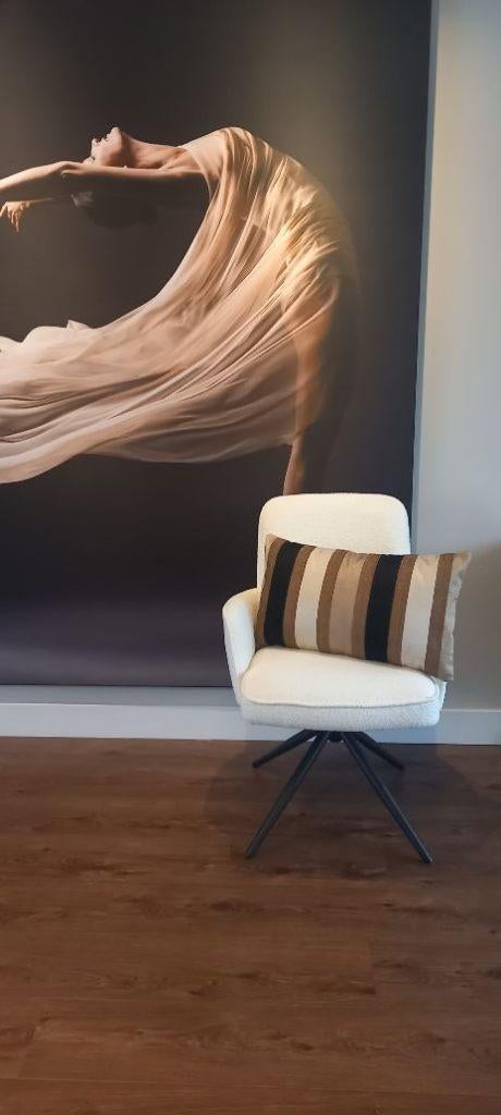 Colmore by Diga Strepen kussen 40x60cm - Brons-Zwart-Créme, Huis en Inrichting, Woonaccessoires | Kussens, Ophalen of Verzenden