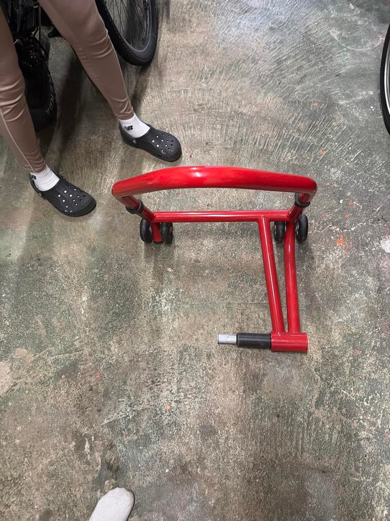 Paddockstand, Ophalen