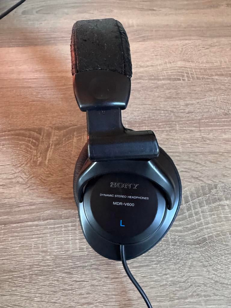 Sony MDR-V600, Verzenden, Gebruikt, Over oor (circumaural), Sony