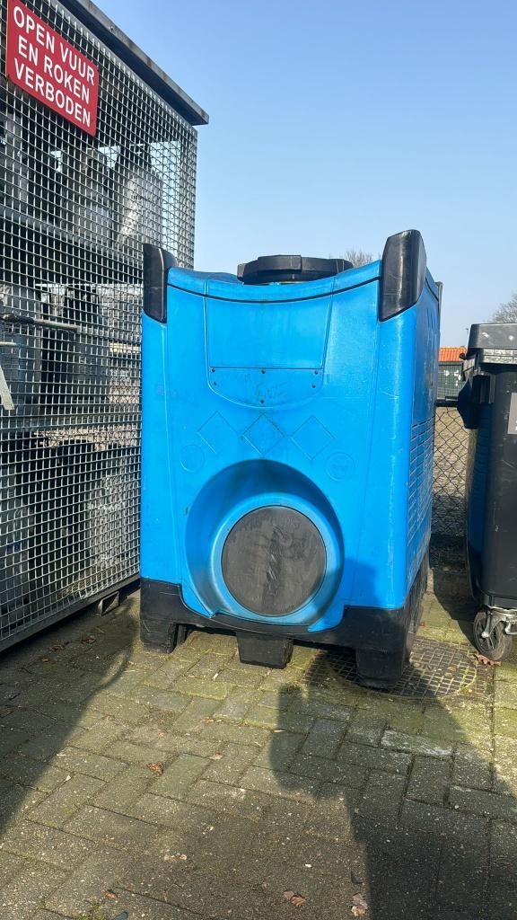 Asblue opslagtank, Ophalen, Gebruikt