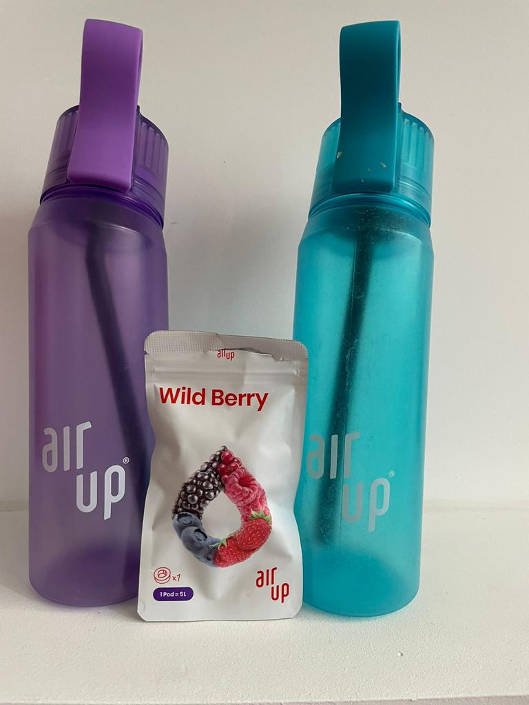 Air up flessen (2x) turquoise/paars + Wild Berry pod, Sport en Fitness, Bidons, Ophalen of Verzenden, Gebruikt