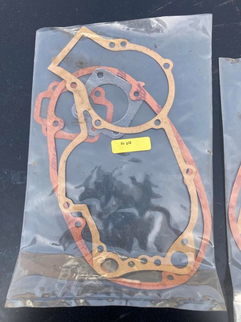 Verschillende pakkingsets en losse pakkingen, Fietsen en Brommers, Brommeronderdelen | Oldtimers, Ophalen of Verzenden, Nieuw