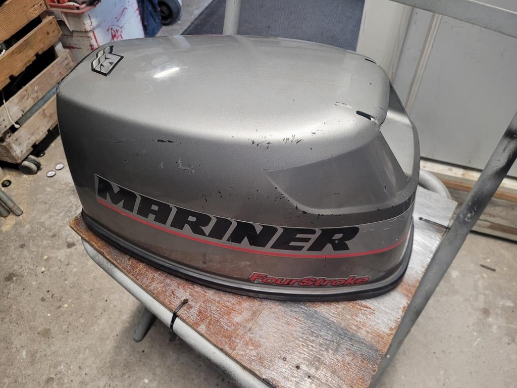 Motorkap mariner 6pk
Past ook op de 4 en 5 pk, Watersport en Boten, Ophalen of Verzenden, Gebruikt, Motor en Techniek, Zeilboot of Motorboot