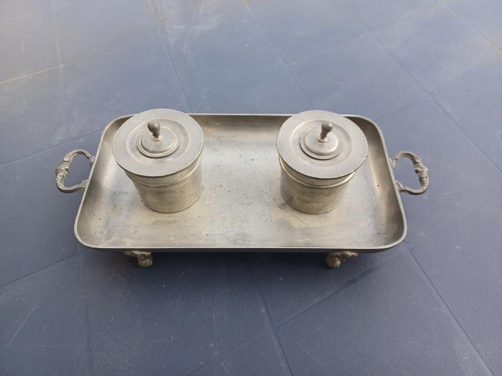 Oude tinnen dubbele inktpothouder (Kamphof Zwolle), Ophalen