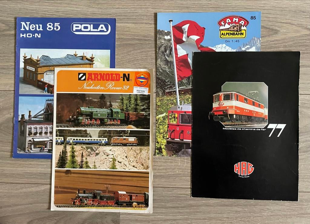 Modeltrein catalogi Pola, Arnold, Fama, Hag, Ophalen of Verzenden, Gebruikt, Boek, Tijdschrift of Catalogus, Overige merken