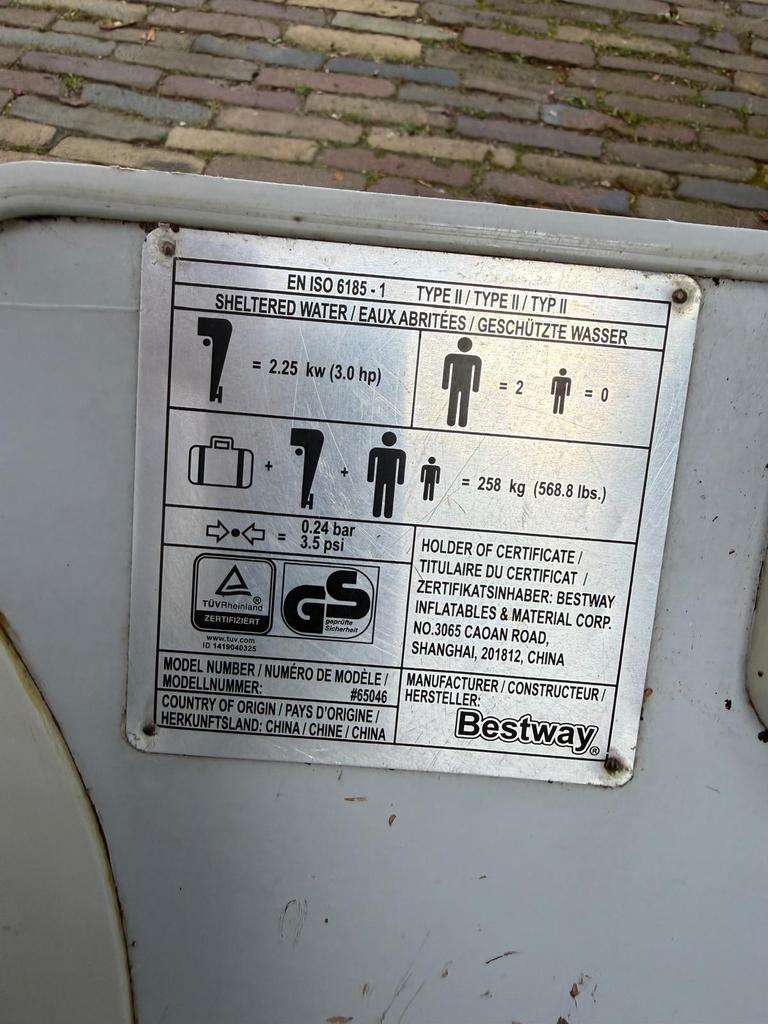 Leuke rubberboot 2.40m met goedwerkende 2.3pk Honda motor, Watersport en Boten, Gebruikt, Benzine, Minder dan 70 pk, Overige materialen