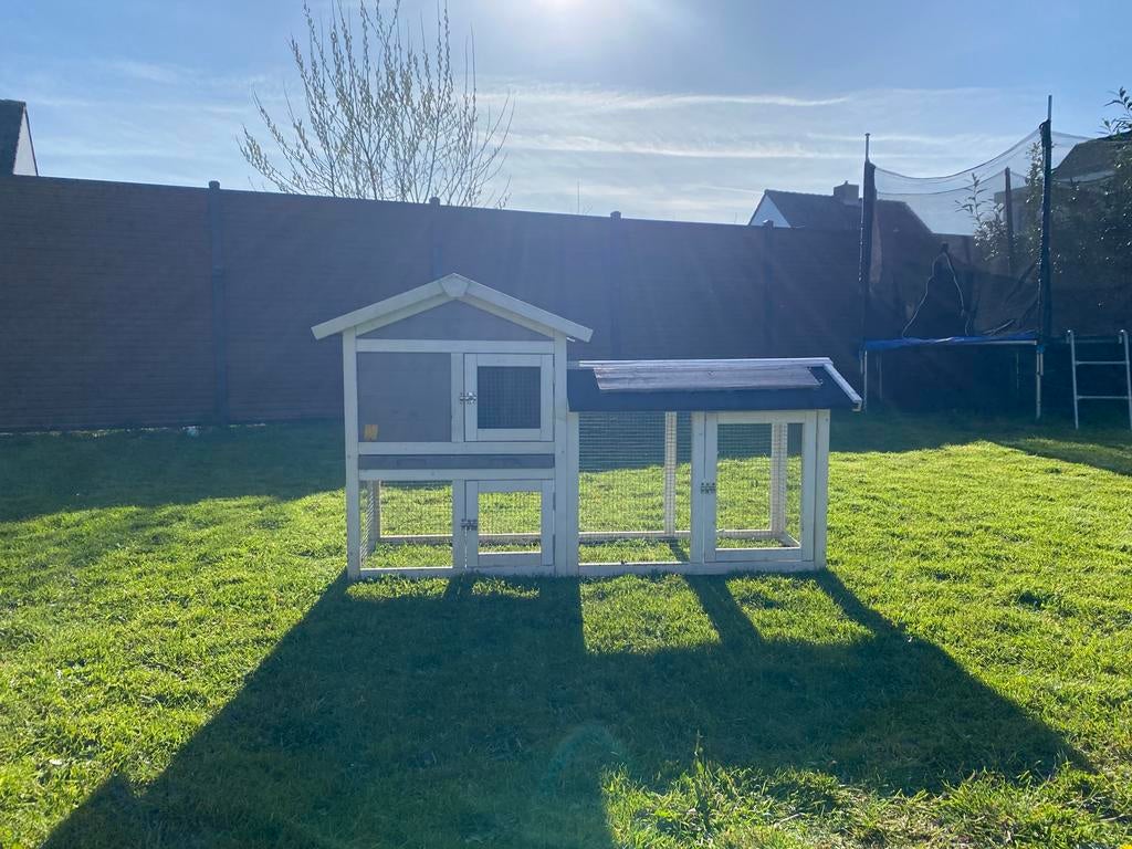 Konijnenhok, Dieren en Toebehoren, Knaagdieren en Konijnen | Hokken en Kooien, Ophalen, 110 cm of meer, Zo goed als nieuw, 90 cm of meer