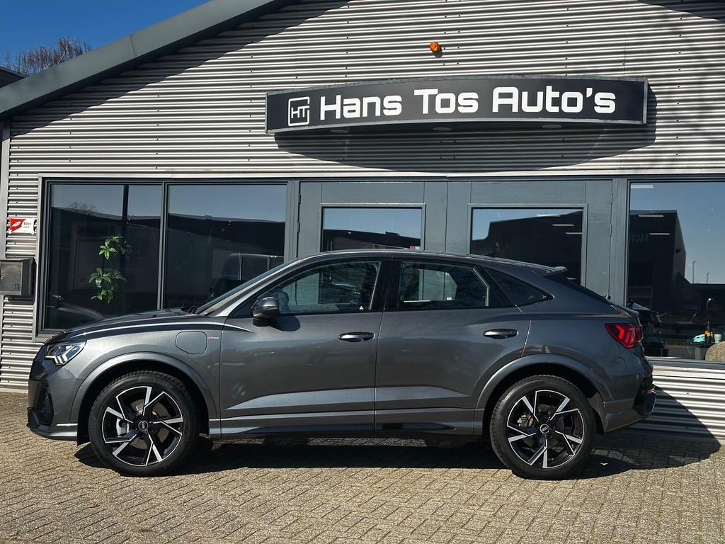 Audi Q3 Sportback 45 TFSI e 2x S-Line / NAV / Camera / 19"/, Auto's, Audi, Gebruikt, Hybride Elektrisch/Benzine, USB, SUV of Terreinwagen