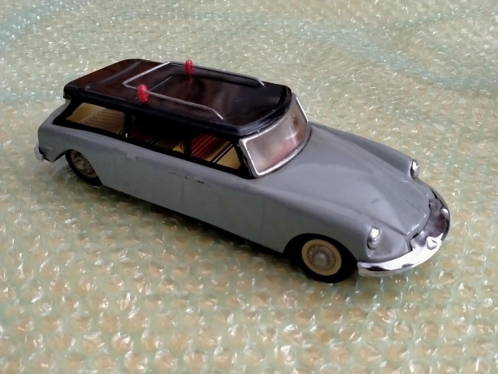 Oude blikken Citroen DS Break grijs/zwart 21cm. , Ophalen of Verzenden, Gebruikt, Auto