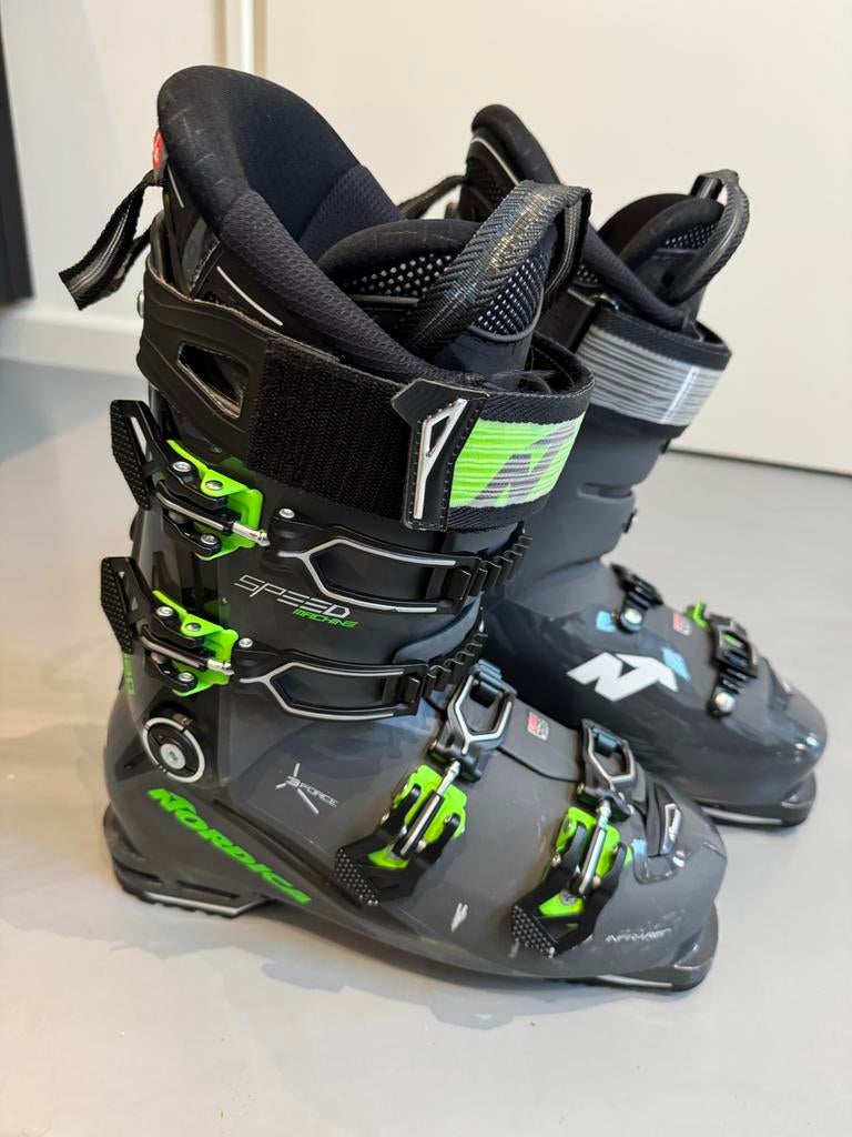 Nordica Speedmachine 3 Skischoenen 26,5 zo goed als nieuw, Sport en Fitness, Skiën en Langlaufen, 160 tot 180 cm, Gebruikt, Schoenen