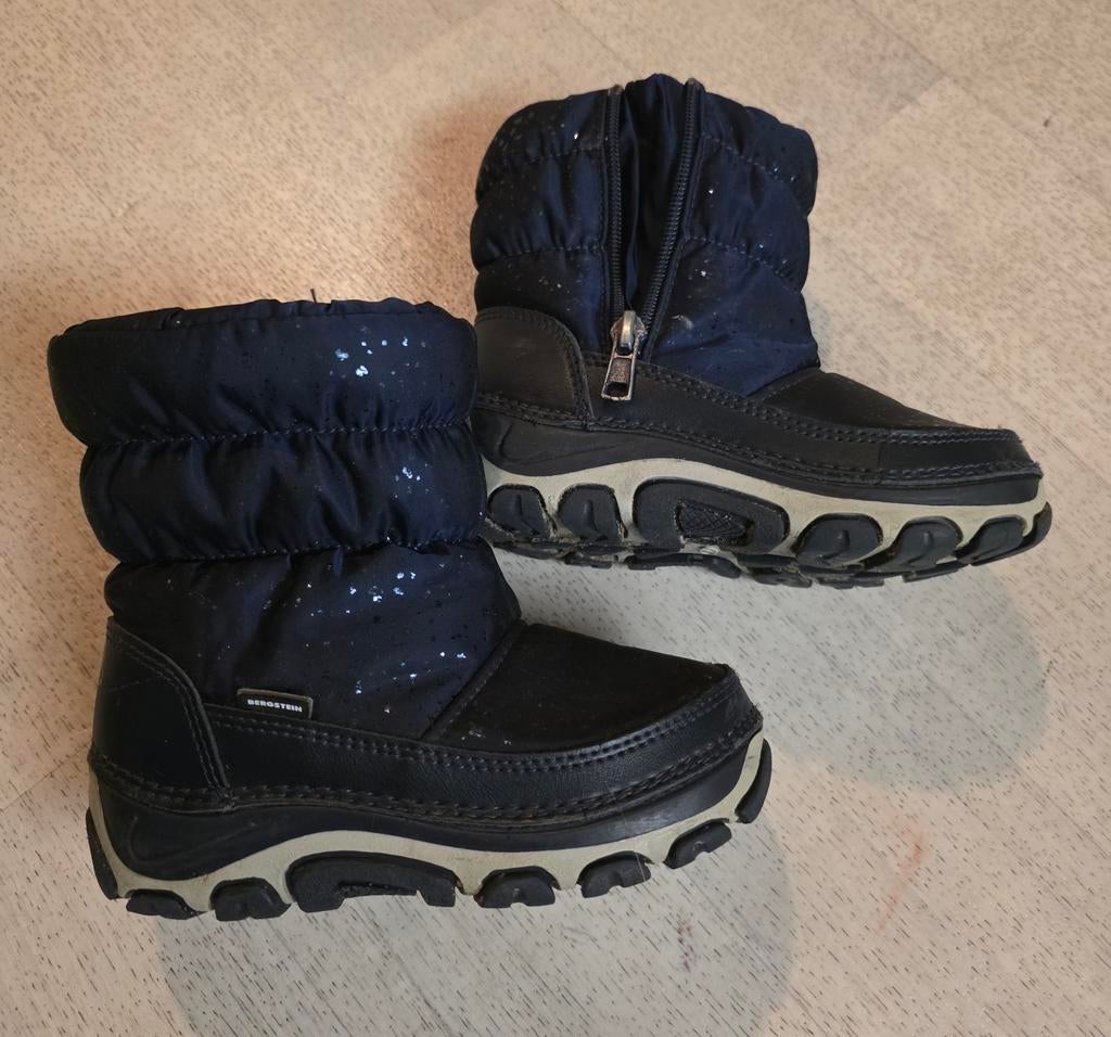 Bergstein Snowboot Blauw

23/24, Kinderen en Baby's, Ophalen of Verzenden, Zo goed als nieuw, Jongen of Meisje, Laarzen