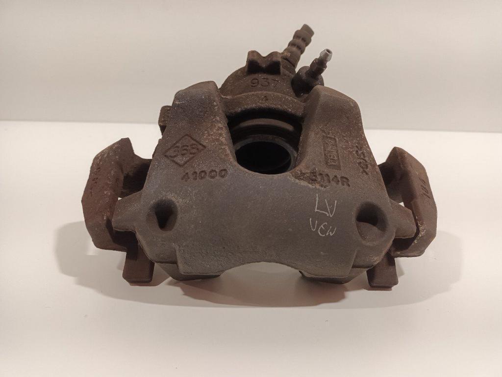 Remklauw links voor Renault Clio, Onderdelen@venauto.nl, Van der Ven Autorecycling B.V., Gebruikt, Ettenseweg 76, 4706 PB Roosendaal, The Netherlands