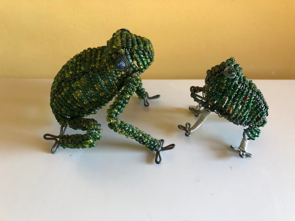 2 kunstwerkjes kikker van Wireworx. Handgemaakt fairtrade, Antiek en Kunst, Kunst | Overige Kunst, Ophalen of Verzenden